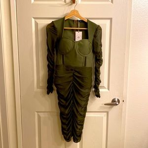 NWT Bella Barnett Forrest Green Dress M